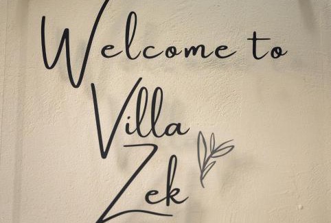 Garsfontein Apartment | VillaZek a modern 2 bedroom open- plan apartment with parking