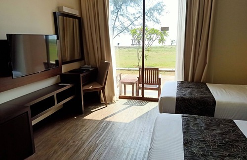 Kuala Rompin Hotel | Villea Rompin Resort & Golf