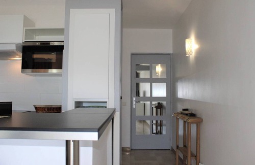 Villeneuve Loubet Beach Apartment | Villeneuve-Loubet: Air-conditioned apartment, 2 rooms, 4 sleeps, optional parking