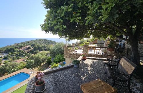 Geremeas House | Villetta con piscina panoramica Belvedere Mari Pintau