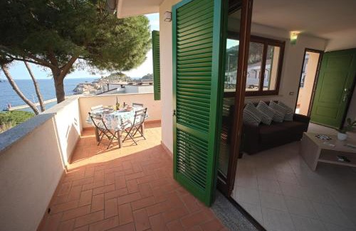 Giglio Porto House | Villetta con vista mare e parcheggio