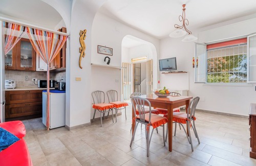 Specchiarica Apartment | Villetta Faro Azzurro by BarbarHouse