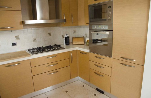 Brentonico Villa | Villetta Glicine close to the mountains and Lake Garda (CIPAT 022025-AT-349702)