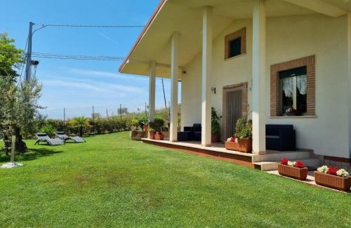 Colonnella Villa | Villetta in collina a due passi dal mare