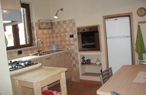 Cala Gonone Apartment | Villetta Vicino al Mare - Piano Terra - 6-8 Posti Letto IUN Q3563