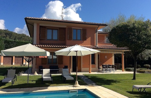 Loro Ciuffenna Villa | Villino Blu private villa for relaxation in Tuscany 10+2 sllepsBig house