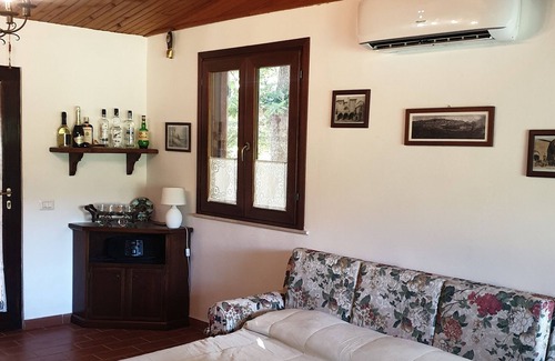 Segni Apartment | Villino surrounded by nature