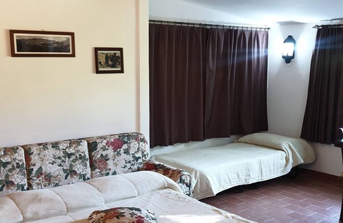 Segni Apartment | Villino surrounded by nature