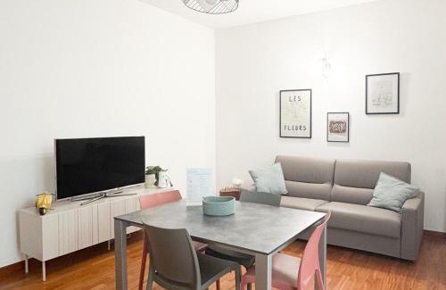 Palazzolo Milanese Apartment | Villoresi 6 - Moderno appartamento con giardino vicino Milano, Rho Fiera, Monza