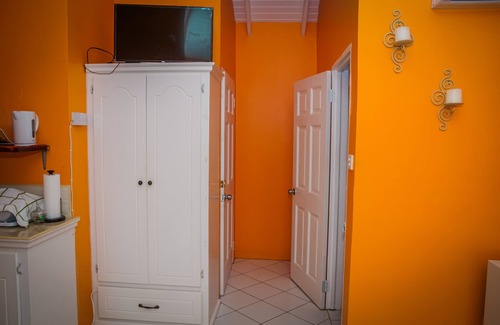 Choiseul Quarter Apartment | Vinaya's Studio Apartment-Romantic Hideaway