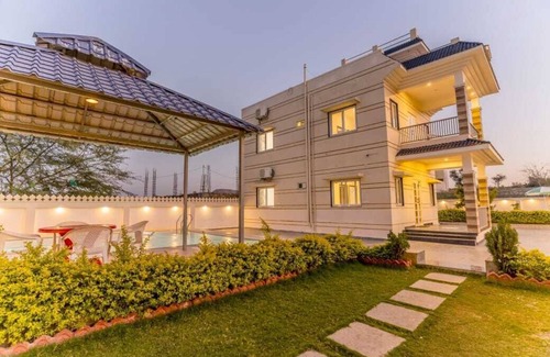 Gogunda Villa | Vinayak Retreat Villa 4BR Pvt Pool By Homeyhuts
