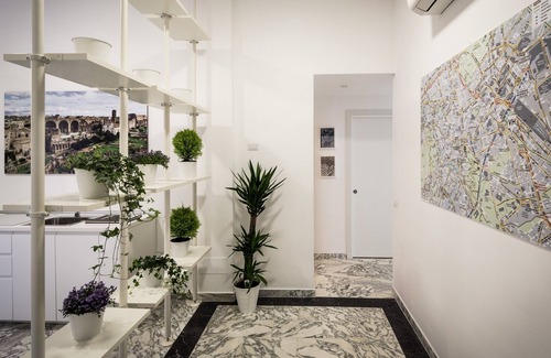 Esquilino Apartment | Vinci House