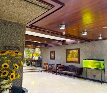 Ermita Night District Apartment | Vincondotel Roxas Ave Manila 1BR Marbella