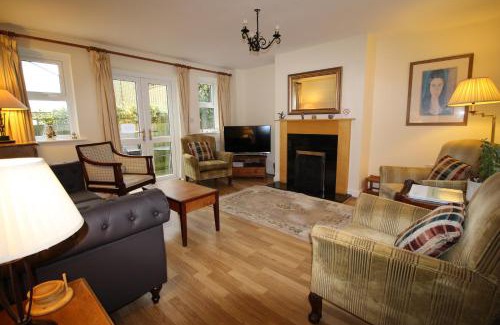 Bridport House | Vine Cottage