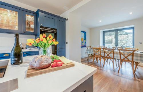 Tenby House | Vine Cottage