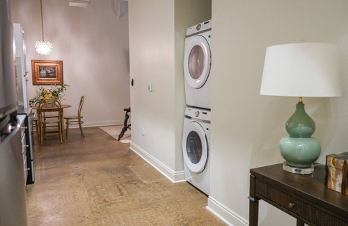 Demopolis Apartment | Vine - The Flats Demopolis