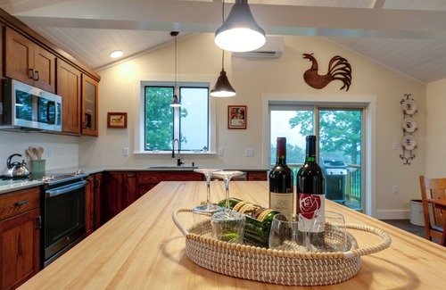 Dundee House | VineHaus: A Magical Escape Nestled in the Vineyard