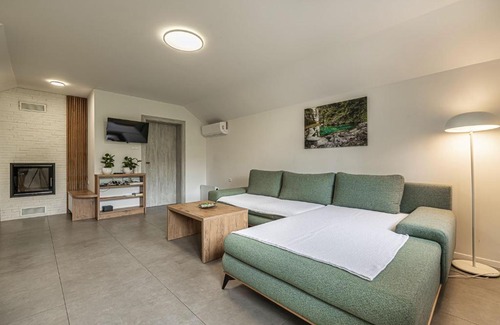 Gorenja Vas pri Smarjeti House | Vineyard Cottage Radovlja With Sauna - Happy Rentals