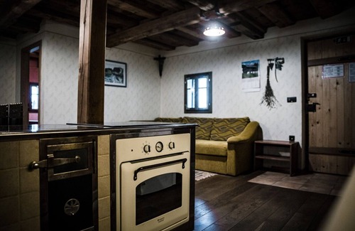 Srednje Grcevje Cottage | Vineyard cottage Škatlar 2