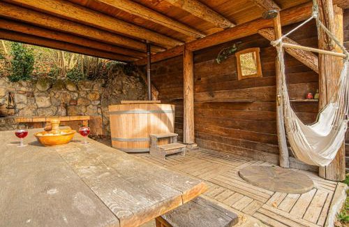 Trska Gora House | Vineyard Cottage Rataj 1 Hot Tub - Happy Rentals