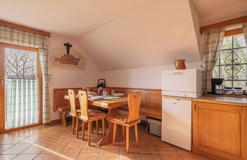 Trska Gora Ski Chalet | Vineyard Cottage Rataj 1 Hot Tub