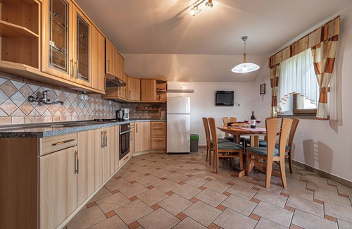 Srednje Grcevje House | Vineyard Cottage Ucman