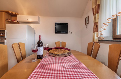 Srednje Grcevje House | Vineyard Cottage Ucman, Otočec, Slovenia