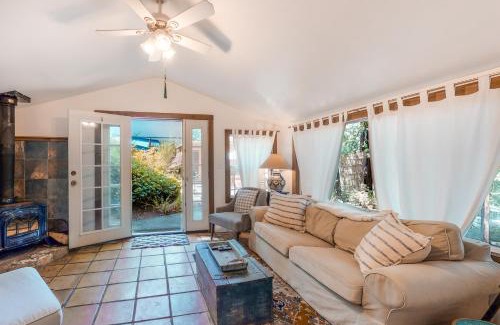 Guerneville House | Vineyard Cottage