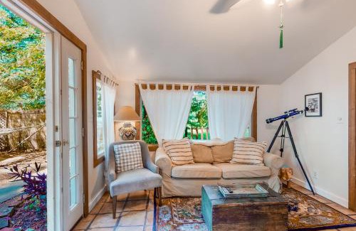 Guerneville House | Vineyard Cottage