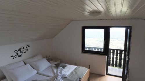 Semic House | Vineyard Cottage Zajc