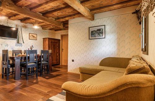 Srednje Grcevje House | Vineyard Cottages Skatlar