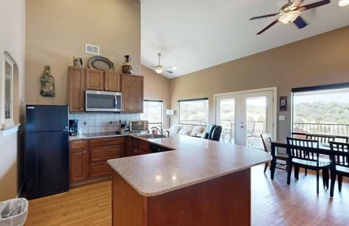Lago Vista House | Vineyard Haus