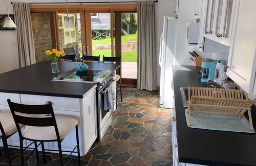 Vineyard Haven House | Vineyard Haven Beach House