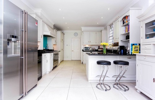 Wimbledon Park House | Vineyard Hill Road, by Veeve