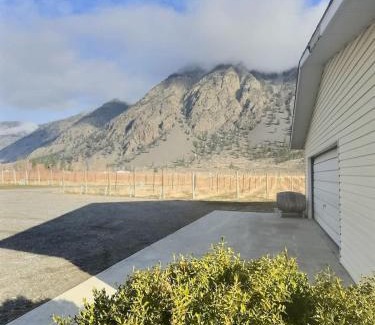Okanagan-Similkameen House | Vineyard Home Casa De Herrera
