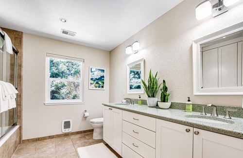Forestville House | Vineyard home with private pool & hot tub, outdoor kitchen, fast WiFi & acreage