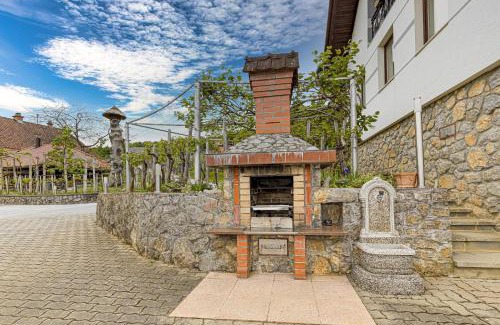 Crnomelj House | Vineyard Homestead Vrtin - Happy Rentals