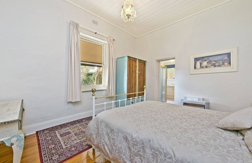 Talunga Bed & Breakfast | Vineyard House - Gumeracha