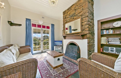 Talunga Bed & Breakfast | Vineyard House - Gumeracha