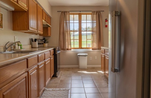 New Paltz House | Vineyard Retreat: 3BR Home-Live Music, Wine+Hiking