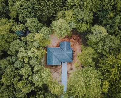 Geneva Cabin | Vineyard Woods