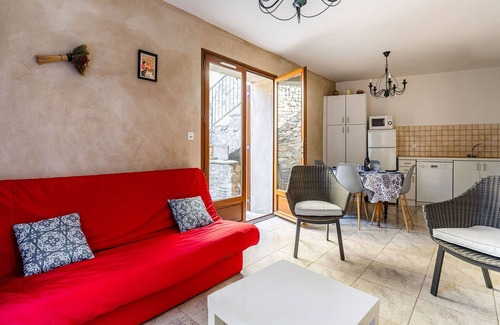 Minerve House | Vineyards & Village Stay