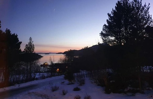 Snillfjord Apartment | Vingvågen hygge og ro
