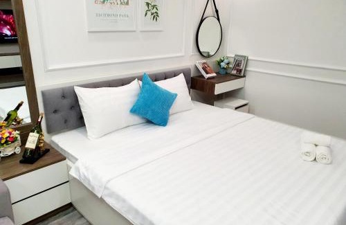 Trung Hoa Nhan Chinh Apartment | Vinhomes D'Capitale Studio Luxury Apt #Jerry's House