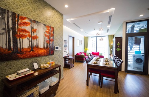 Ba Dinh House | Vinhomes Metropolis Luxury Apartment