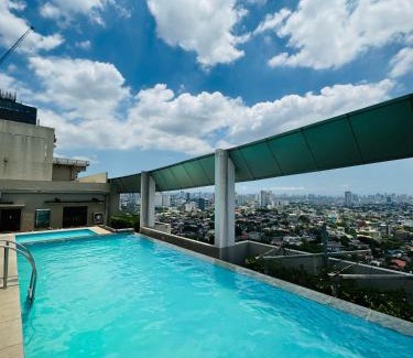 Phil-Am Apartment | Vinia Infinity Studio 1 Near Malls with WiFi and Netflix