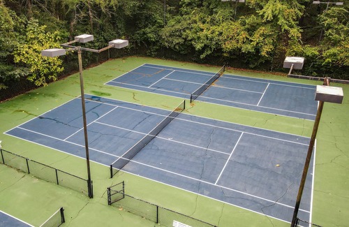 Vinings Apartment | Vinings Vista: Your Serene VRBO Escape in Georgia