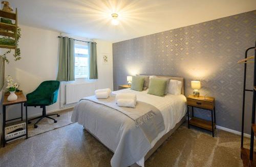 Gelligaer House | Vinmar Very Special Bungalow In Charming Area Of Wales By StayStaycations