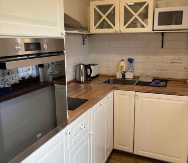 Bavory House | Vinný sklep s apartmány u Kvěchů
