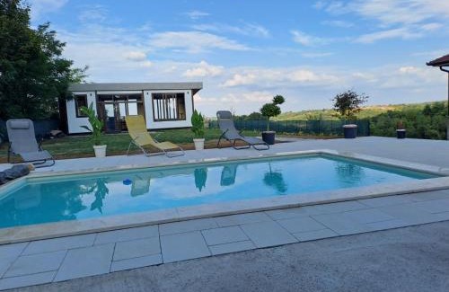 Belgrade Villa | Vino & Vista